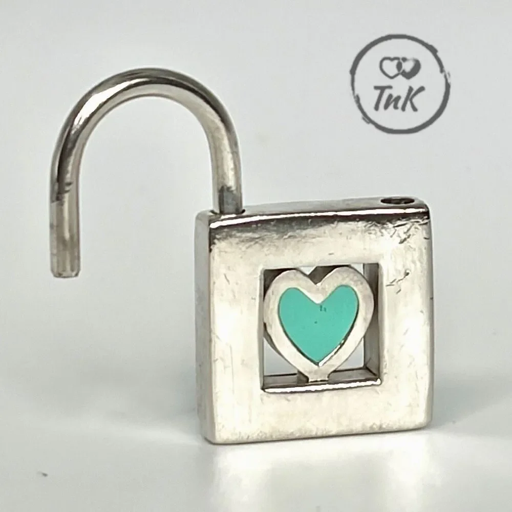 Tiffany & Co sterling silver padlock charm with blue enamel heart - Picture 6 of 15